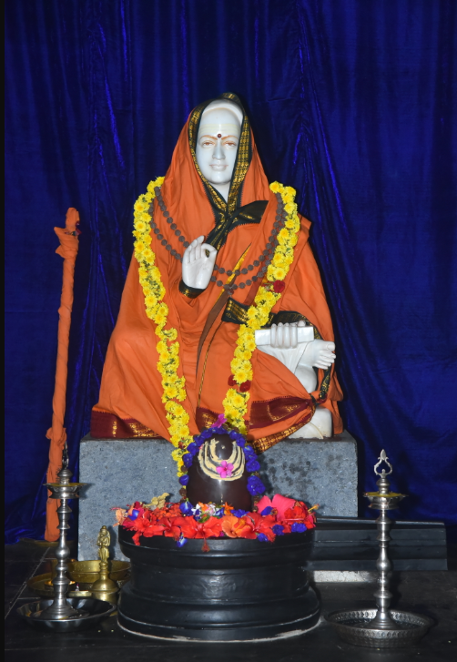 AT ADISHANKARACHARYA SANNIDHI
